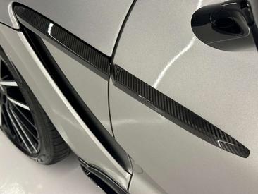 Aston Martin DBX 707 — photo 37