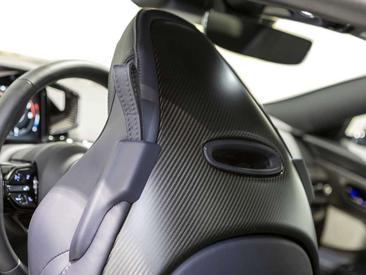 Aston Martin V12 Vanquish — photo 22