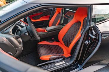 Aston Martin Vanquish Shooting Brake — photo 18