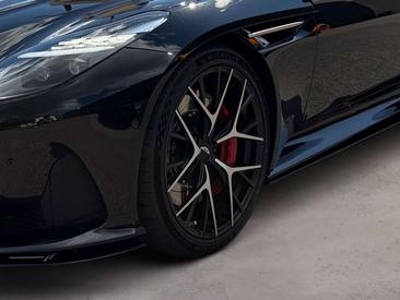 Aston Martin DB12 Volante Black Pack — photo 6