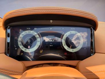 Aston Martin DB12 Volante Black Pack — photo 9