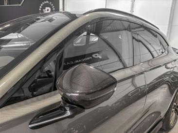 Aston Martin DBX DBX707 — photo 10