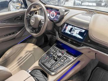 Aston Martin DBX DBX707 — photo 13