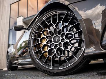 Aston Martin DBS Coupé 5.2 V12 Ultimate — photo 4