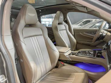 Aston Martin DBX DBX707 — photo 14
