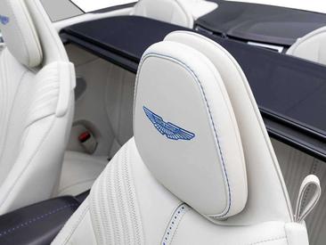 Aston Martin DB11 Volante — photo 5
