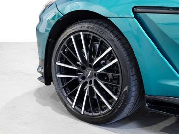 Aston Martin DBX — photo 3