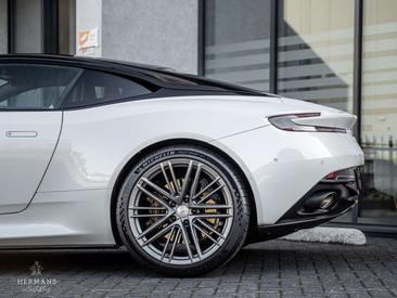 Aston Martin DB12 Coupé 4.0 V8 — photo 17