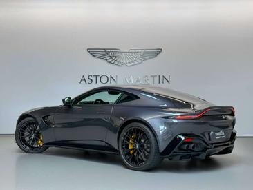 Aston Martin Vantage Coupe — photo 4