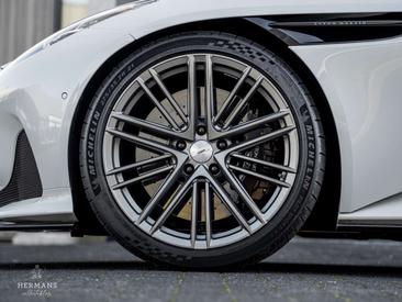 Aston Martin DB12 Coupé 4.0 V8 — photo 19