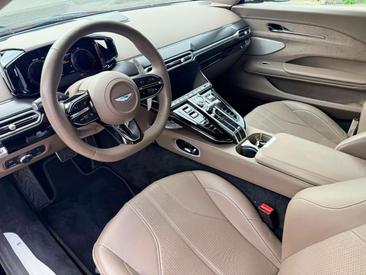 Aston Martin V8 Carbon 360 — photo 8