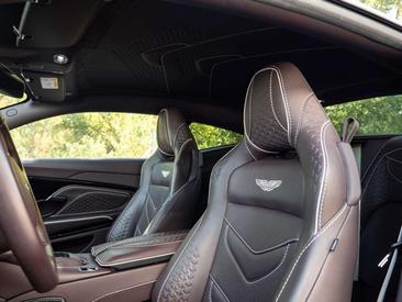 Aston Martin DBS 5.2 V12 — photo 28