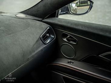 Aston Martin DBS Coupé 5.2 V12 Ultimate — photo 31