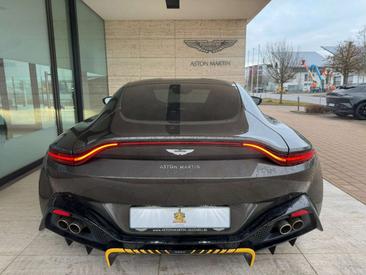 Aston Martin V8 007 Edition — photo 4