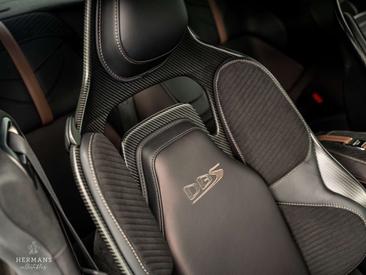 Aston Martin DBS Coupé 5.2 V12 Ultimate — photo 32