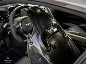 Aston Martin DBS Coupé 5.2 V12 Ultimate — photo 34