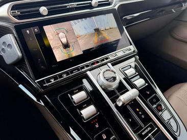 Aston Martin V8 Carbon 360 — photo 17