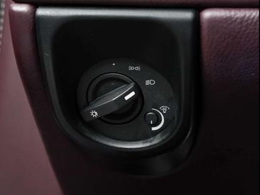 Aston Martin V8 Roadster 4.7 L — photo 22