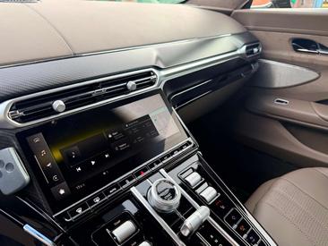 Aston Martin V8 Carbon 360 — photo 20
