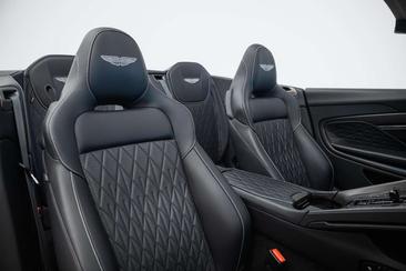 Aston Martin DB12 Volante — photo 6