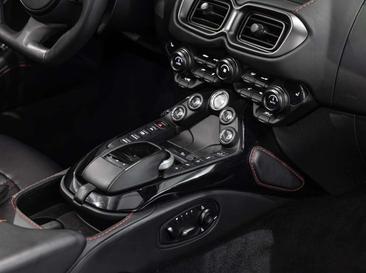 Aston Martin Vantage Roadster — photo 21