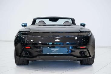 Aston Martin DB12 Volante — photo 18