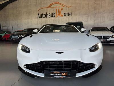Aston Martin Vantage 4.0 V8