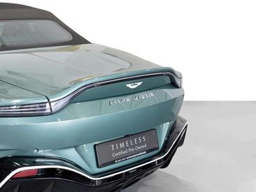 Aston Martin V12 Vantage Roadster — photo 8