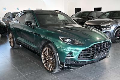 Aston Martin DBX 707