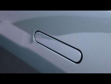 Aston Martin Vantage V8 — photo 30
