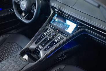 Aston Martin DB12 Volante — photo 33