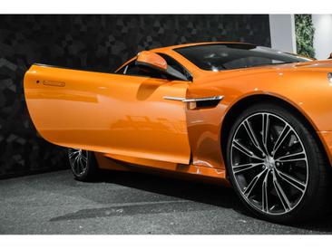 Aston Martin Virage Coupé 6.0 V12 — photo 30