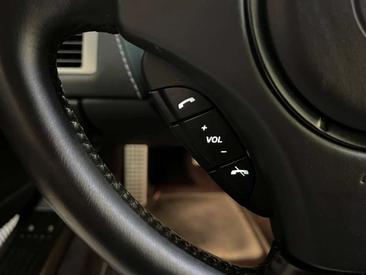 Aston Martin DBS Coupé 6.0 V12 Carbon Black Edition — photo 24