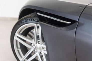 Aston Martin DB12 Volante — photo 21