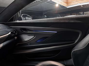 Aston Martin Vanquish V12 — photo 31
