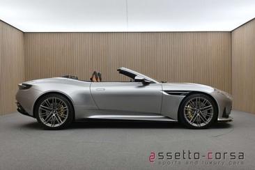 Aston Martin DB12 Volante — photo 5