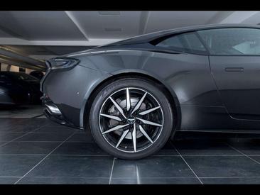 Aston Martin DB11 V12 5.2 608ch — photo 19