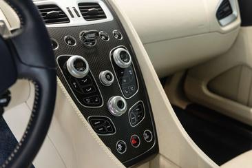 Aston Martin Vanquish Shooting Brake — photo 14