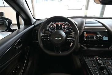 Aston Martin DBX 707 — photo 37
