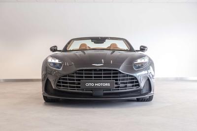 Aston Martin DB12 Volante