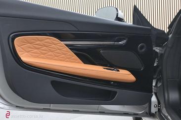 Aston Martin DB12 Volante — photo 29