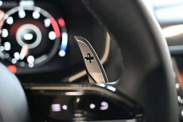 Aston Martin DBX 707 — photo 39