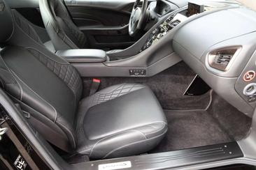 Aston Martin Vanquish S — photo 21