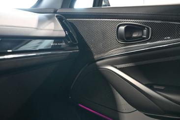 Aston Martin DBX 707 — photo 46