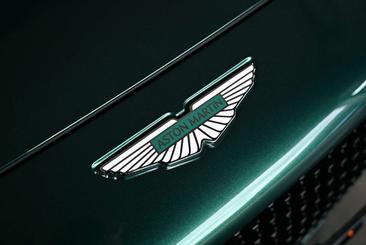 Aston Martin DBX S Malachite Green — photo 21