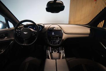 Aston Martin DBX 4.0 V8 Sport — photo 9