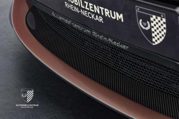 Aston Martin Vanquish Ultimate — photo 11