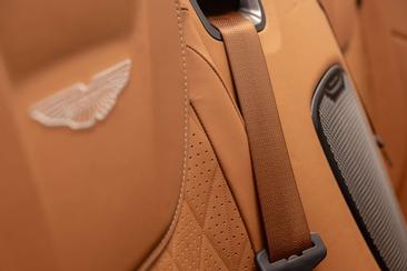 Aston Martin DB12 Volante — photo 25