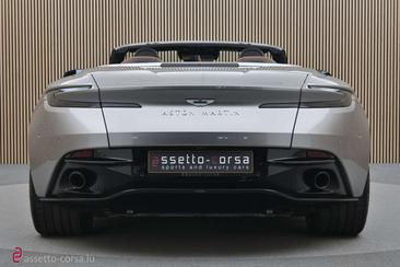 Aston Martin DB12 Volante — photo 46