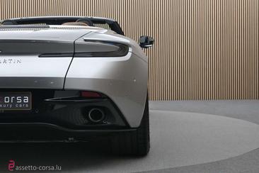Aston Martin DB12 Volante — photo 47